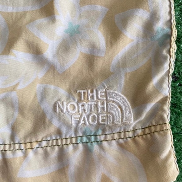 Vintage The North Face Swim Trunks Shorts - Picture 6 of 6